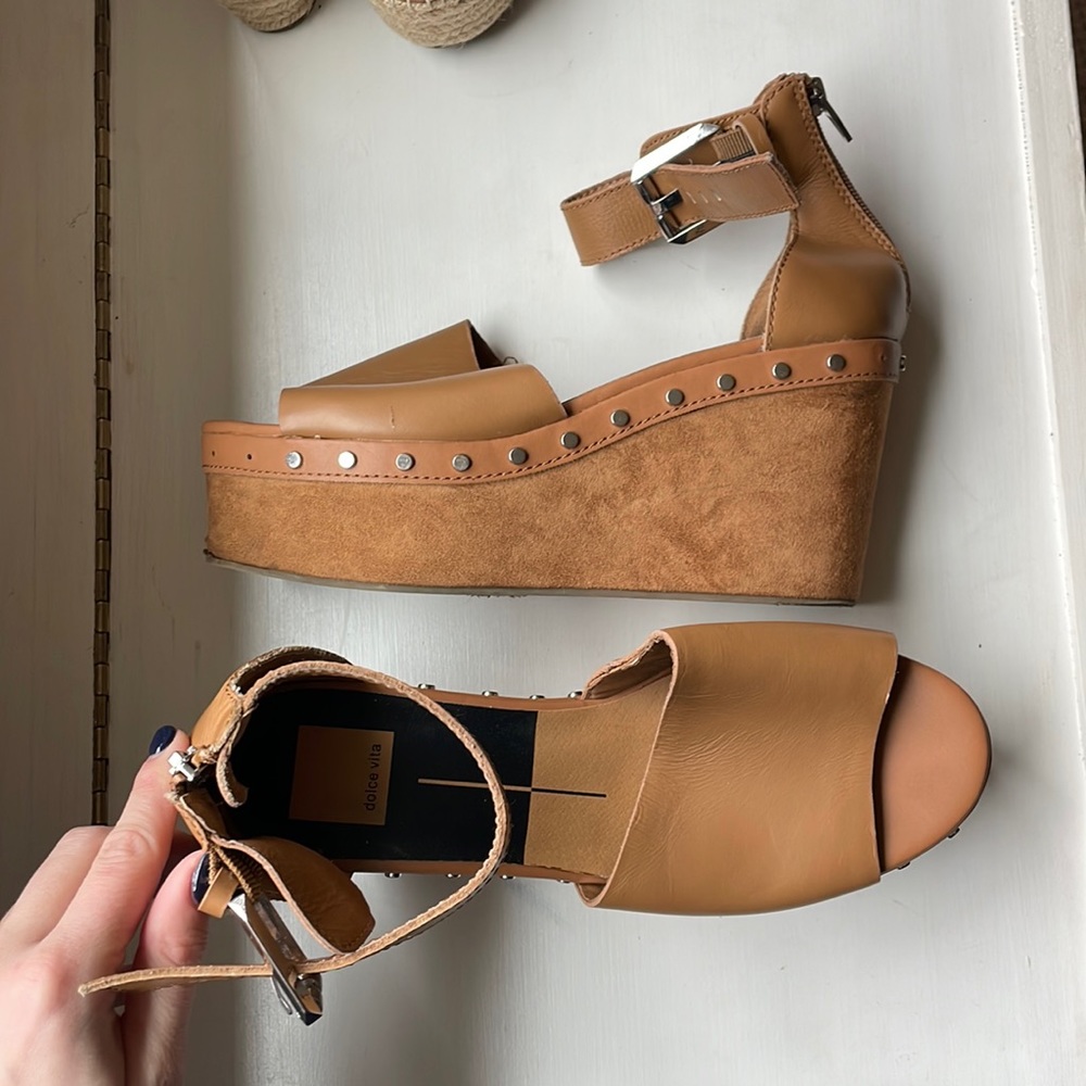 Dolce vita suede wedges!